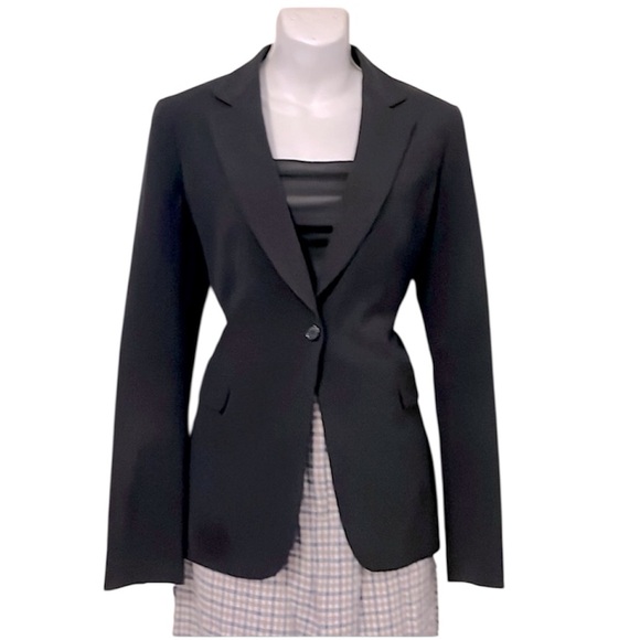 Tahari Jackets & Blazers - Tahari Black One Button Fully Lined Tailored Fitted Blazer Sz 6